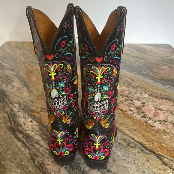 Old Gringo Klak Sugar Skull Cowgirl Boots
Multi-Colored Embroidery Size 6.5 - Picture 4 of 7